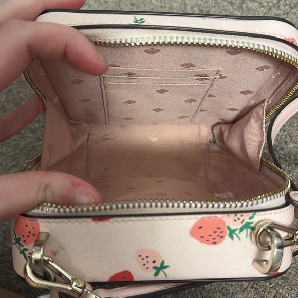 kate spade | Daisy Strawberry Crossbody Purse Bag - Picture 6 of 6